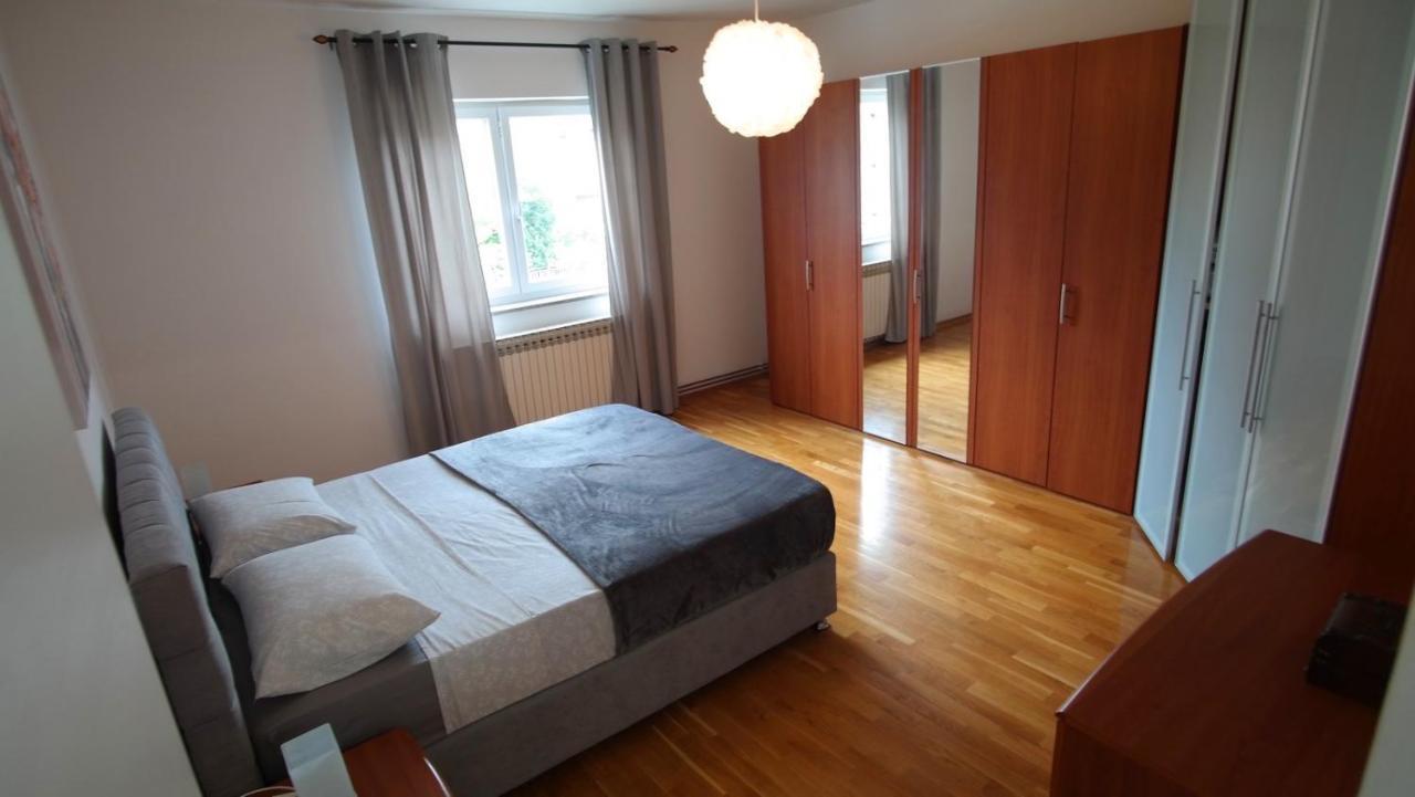 Apartment Flora Πούλα Εξωτερικό φωτογραφία